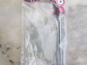 sell: Originalverpackter Schnellspanner "Novatec"
